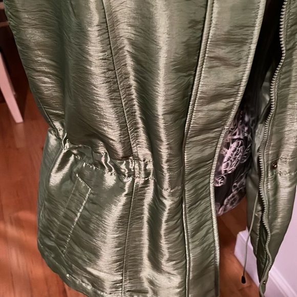 Coldwater Creek size medium lime green vest zipper & snaps front with pockets - Picture 5 of 13